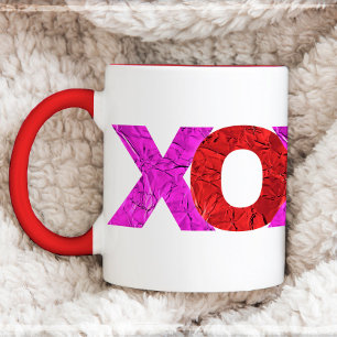 Taza Relieve metalizado rosa rojo XOXO Día de San Valen