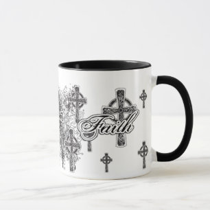 Taza religiosa de la fe y de las cruces
