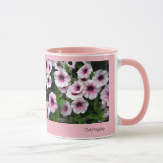 Taza Remiendo rosado de la petunia