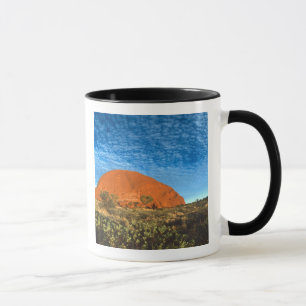 Taza Resplandor rojo de la famosa roca Ayers en el Outb