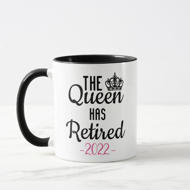 Taza Retirada 2023 La Reina Se Ha Retirado De La Abuela (Izquierda)