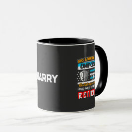 Taza Retirado de la policía. Ya no con uniforme