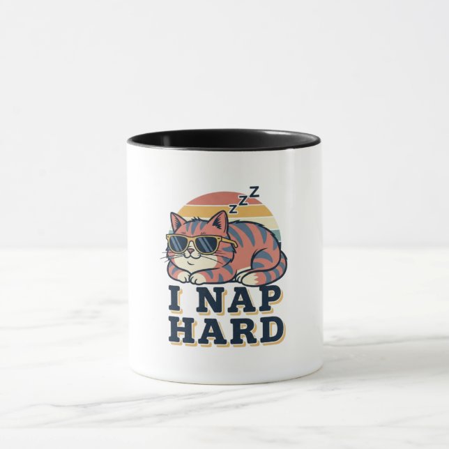 Taza Retro Cat Nap Humor Color Inside Mug (Centro)