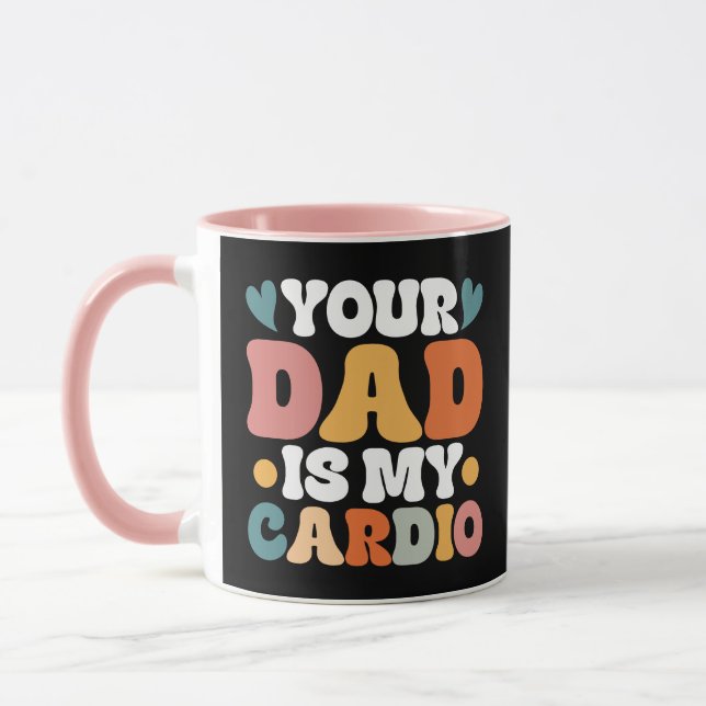 Taza Retro Groovy Tu Papá Es Mi Cardio (Izquierda)