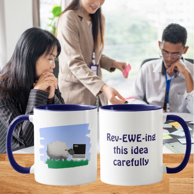 Taza Rev-ewe-ing This Idea Carefully (Subido por el creador)