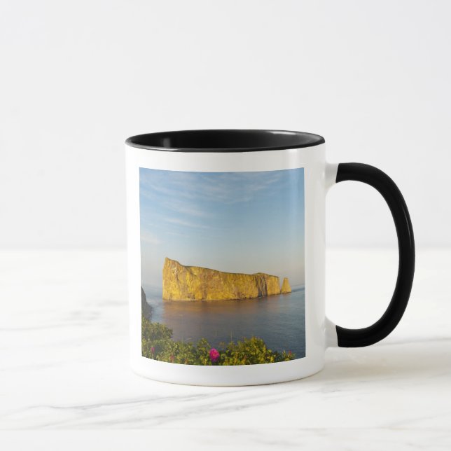 Taza Rocher Perce (Roca Perce), Quebec, Canadá. (Derecha)