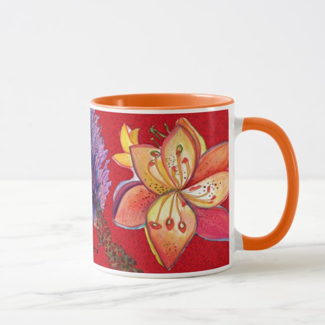 Taza roja abstracta de la orquídea (Derecha)