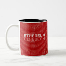 Taza roja binaria de Ethereum con el texto