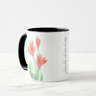 Taza roja de los tulipanes de la yoga