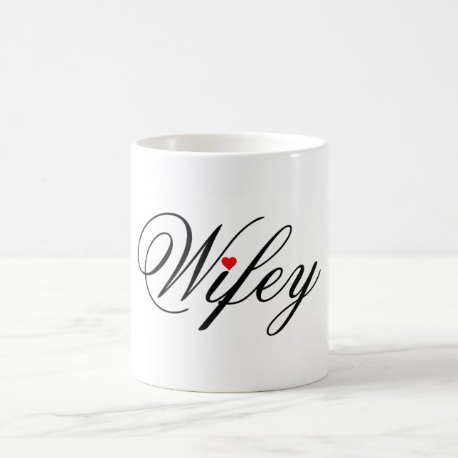 Taza roja del corazón de Wifey (Centro)