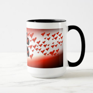 Taza Rojo en los corazones negros