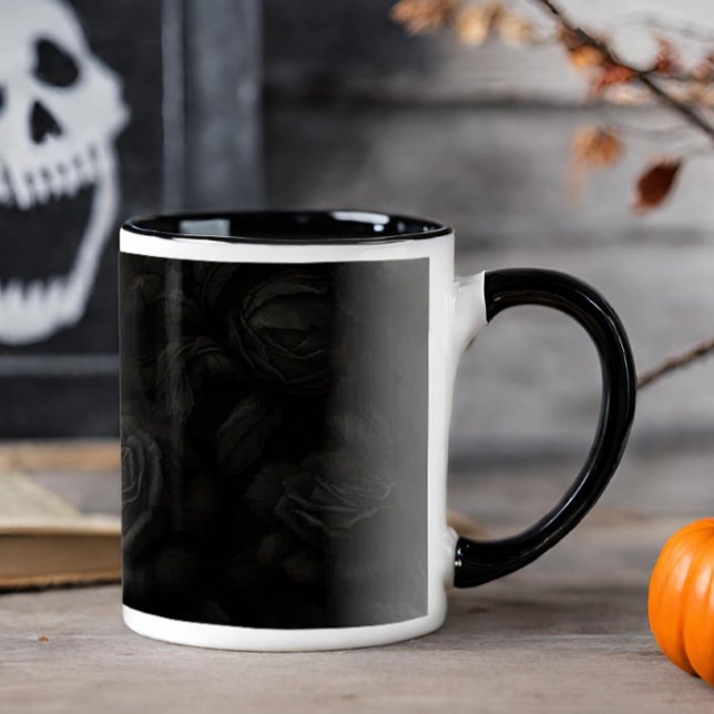 Taza Rosa Negra sobre Negro (Subido por el creador)