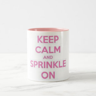 Taza rosada de la compañía de la cebra