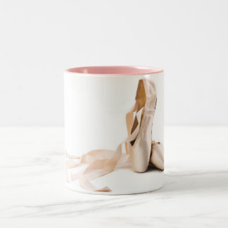 Taza rosada del ballet