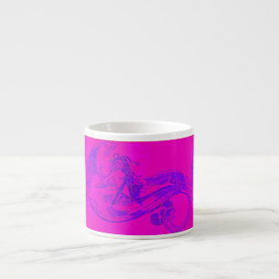 taza rosada del café express de las sirenas de la