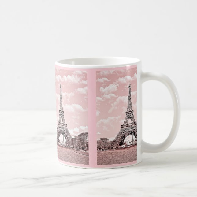 Taza rosada linda de la torre Eiffel (Derecha)