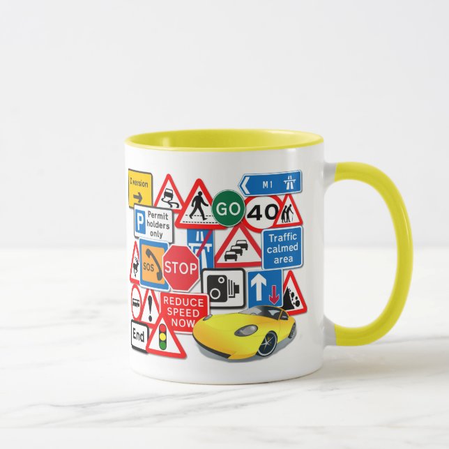 Taza Rótulos de carretera y auto amarillo (Derecha)