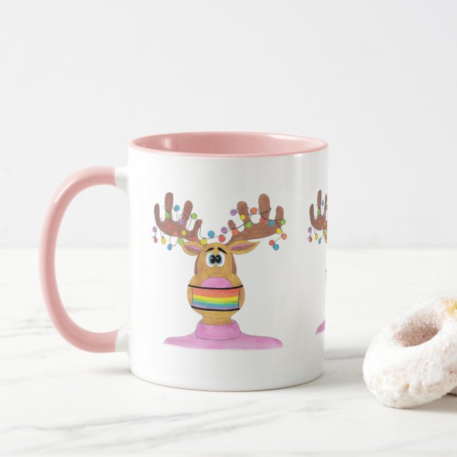 Taza Rudolph LGBT Face Masked Reindeer Mug (Con donut)