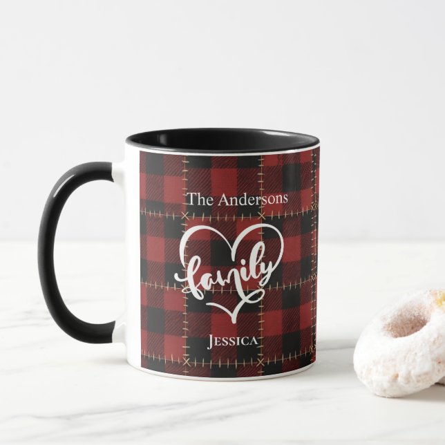 Taza Rustic Red Buffalo Plaid Customizable Family Name  (Con donut)