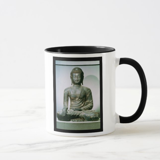 Taza Sakyamuni asentado Buda de Ch'ungung-ni (hierro) (Derecha)