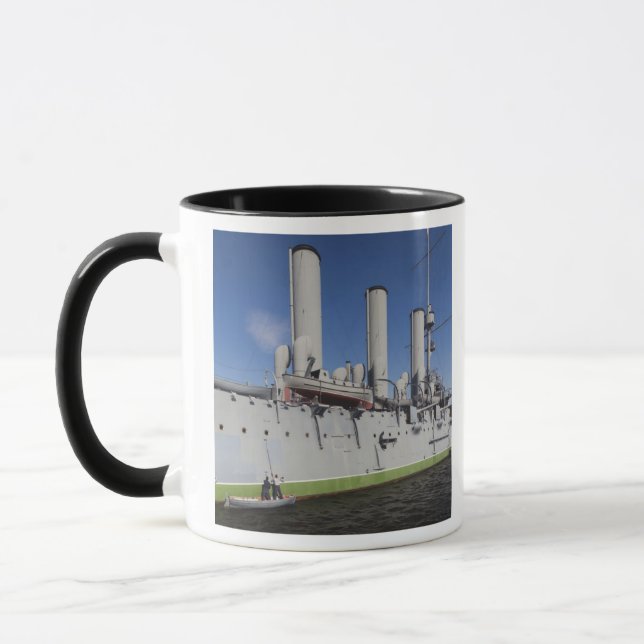 Taza San Petersburgo, Crucero Aurora (Izquierda)