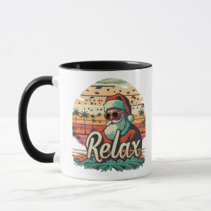 Taza Santa Retro con un título Relájate