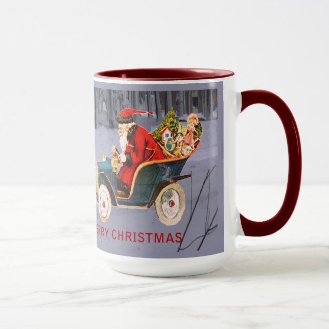 Taza Santa Vieja conduciendo en una moderna escena de n (Derecha)
