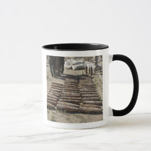 Taza Se identifican e inventarian artefactos explosivos