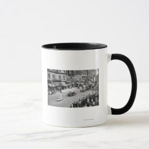 Taza Seattle, WA adelante del desfile de julio en