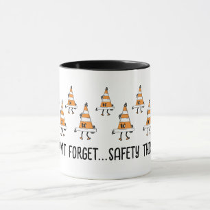 Taza ¡Seguridad en tercer lugar!