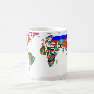 taza señalada por medio de una bandera del mundo