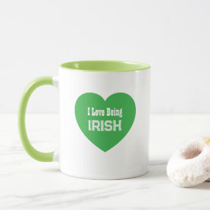 Taza Sencillo Día de San Patricio Verde me encanta ser 