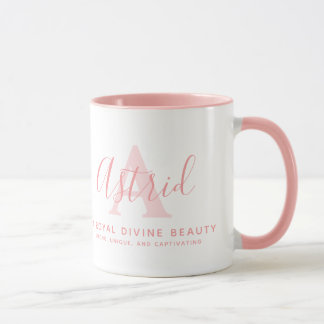 Taza Significado de nombre astrid y texto rosa blando m