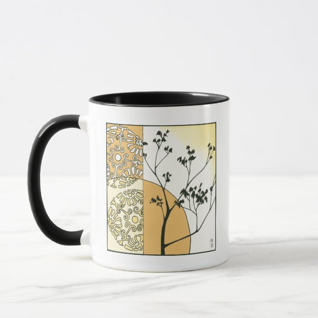 Taza Silhouette de árbol pardo por Megan Meagher (Izquierda)