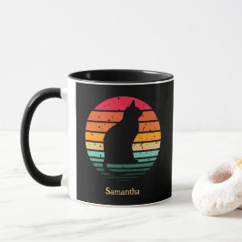 Taza Silueta de gato negro sobre arcoiris angustiado