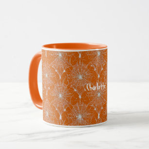 Taza Silver Spiderweb Lace sobre el Naranja