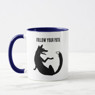 Taza Símbolo de tatuaje tribal Fox blanco y negro