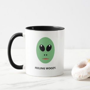Taza Sintiéndose Woozy Gracioso Diciendo A Los Extranje