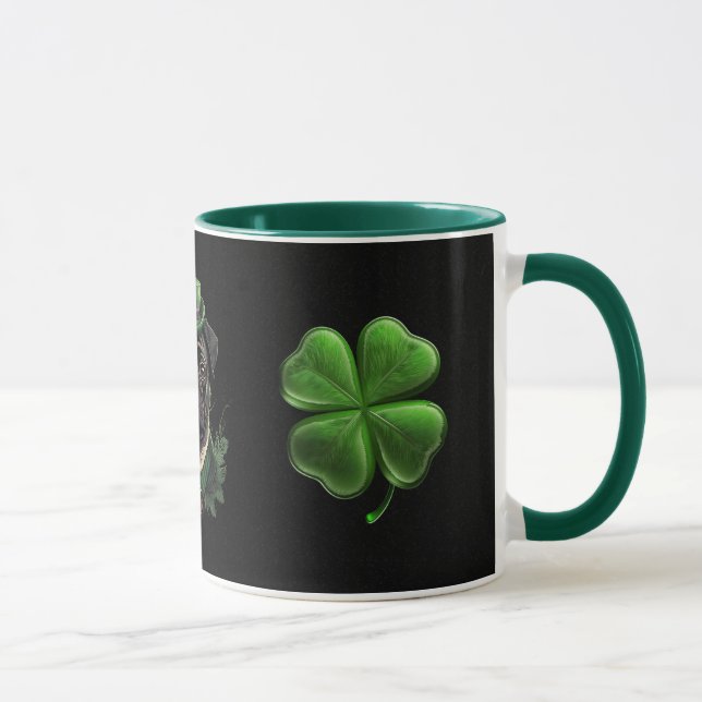Taza "¡Sip la suerte con nuestro St. Patrick's Pug Mug! (Derecha)