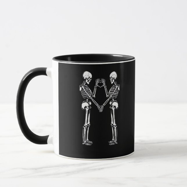 Taza Skeleton Heart Hands Rótulo Halloween Costume Clas (Izquierda)