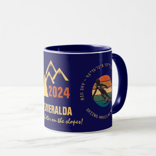 Taza Ski Big Sky, Montana - Esquiadora, texto amarillo