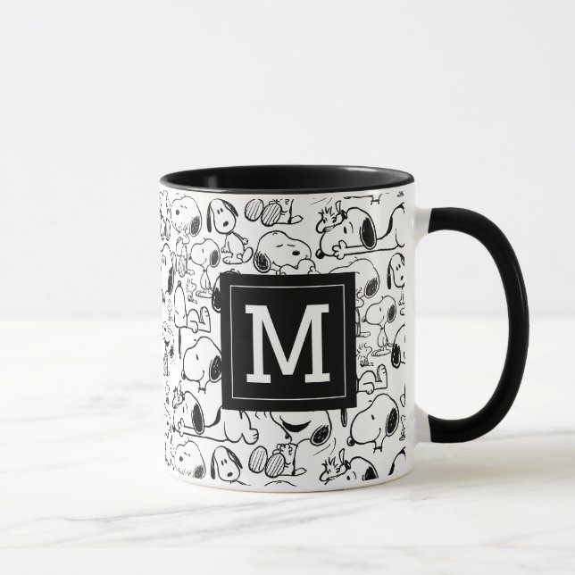 Taza Snoopy Smile Giggle Laugh | Añadir su monograma (Derecha)