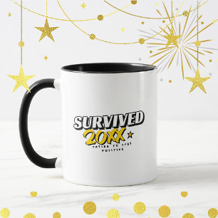 Taza Sobrevivió 2025 Intenta Mantenerte Positivo Frase 