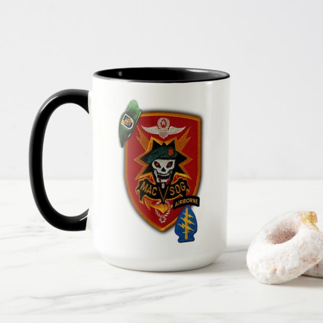 Taza Soldados de la guerra de Vietnam de las Fuerzas Es (Con donut)