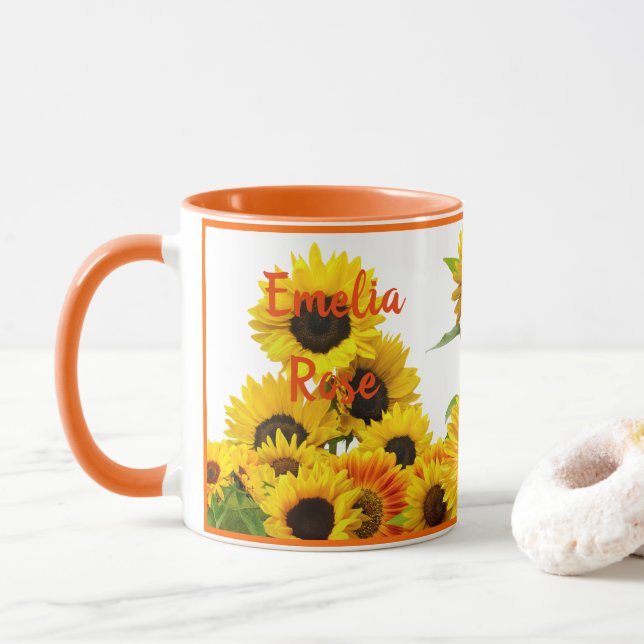 Taza Solo un girasol silvestre personalizado (Con donut)