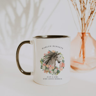 Taza Solo una chica que ama los caballos   Monograma