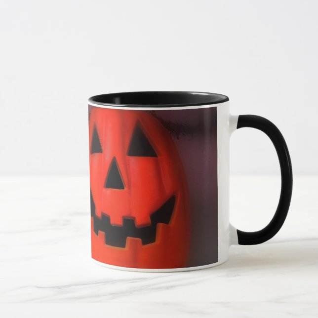 Taza Sonrisa, HappyHalloween (Derecha)