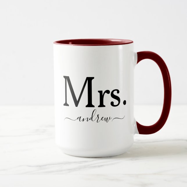 Taza Sra. Modern Script Monogram Boda Mug (Derecha)