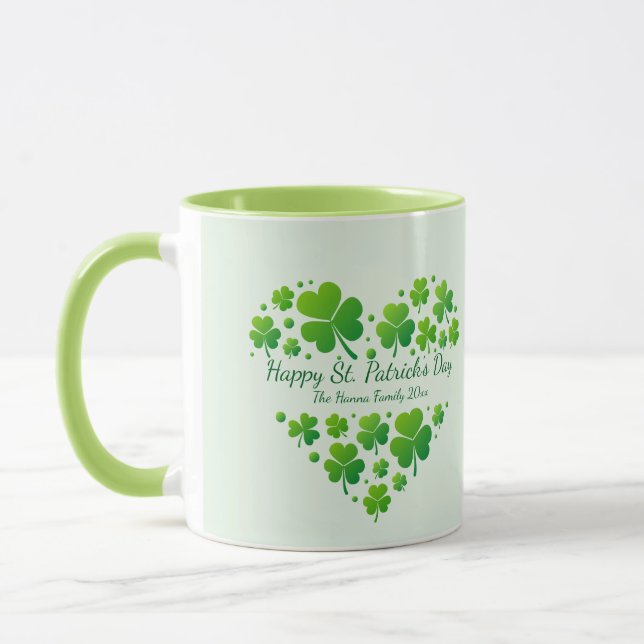 Taza St. Patrick's Day Shamrock Heart Family Keepsake (Izquierda)