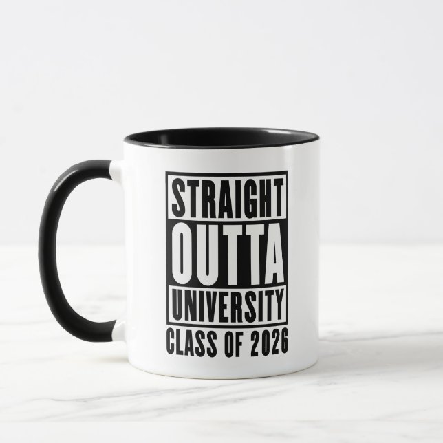 Taza Straight Outta University Class of 2026 (Izquierda)